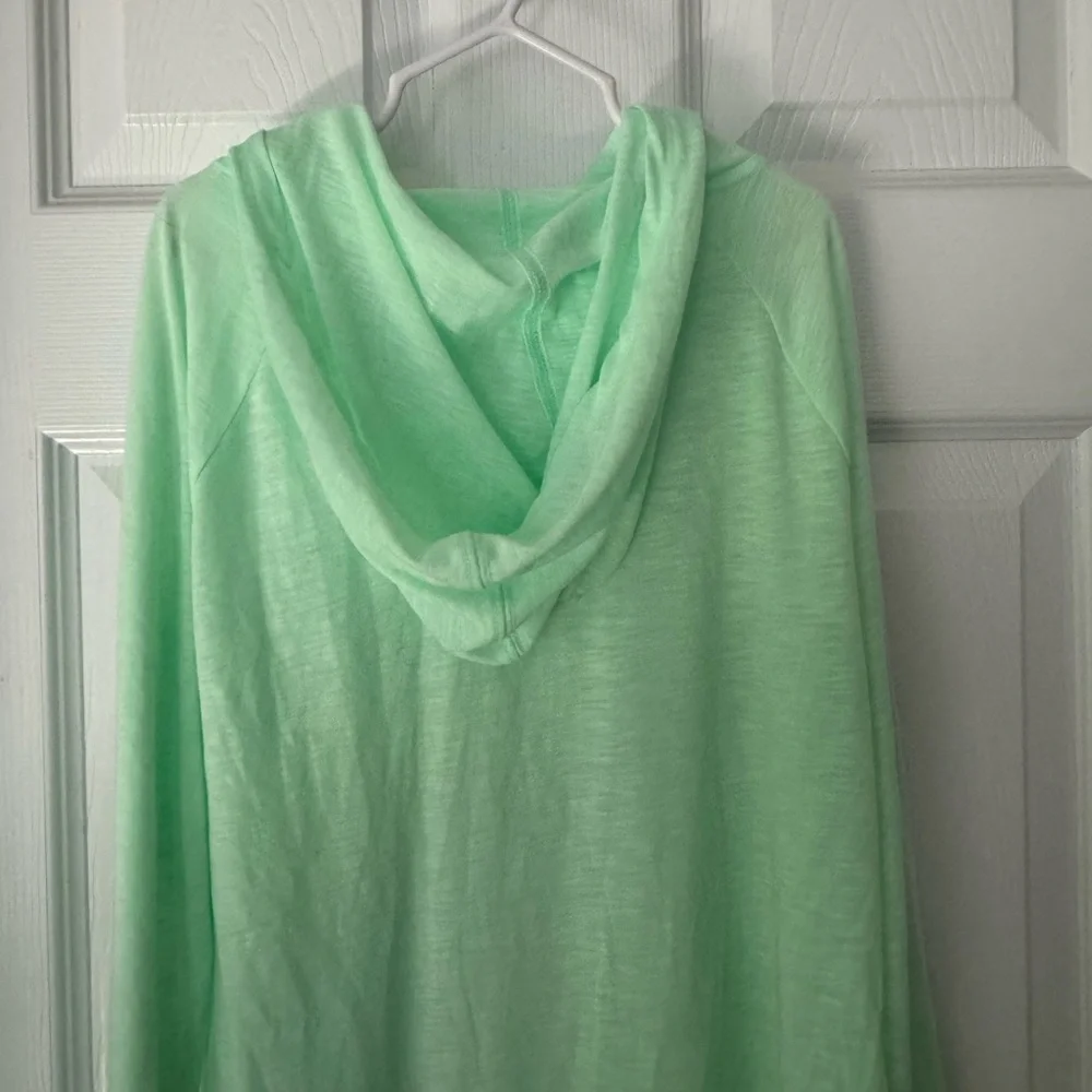 Old Navy active top